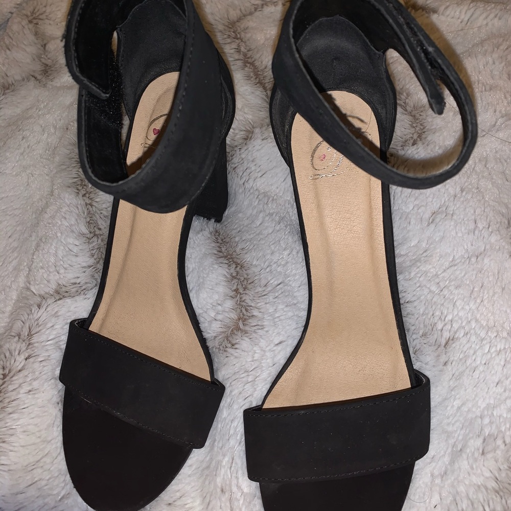 Black heels